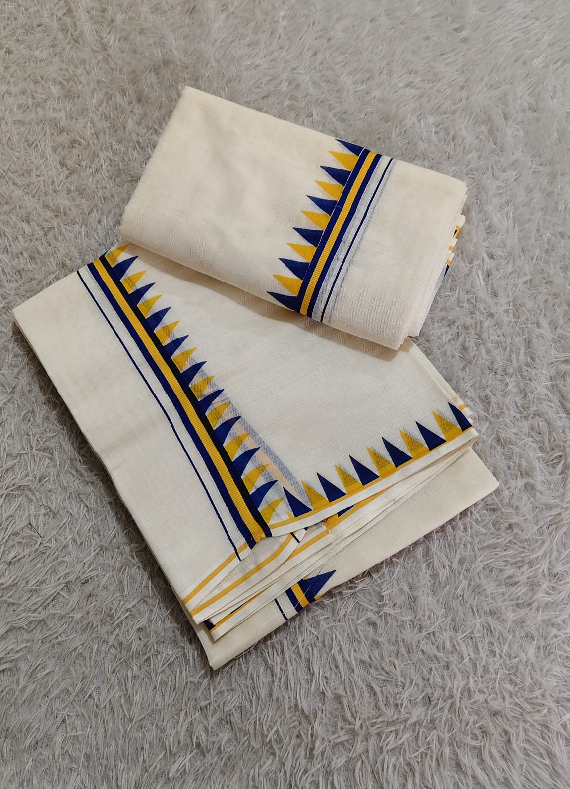 Komma Set Mundu