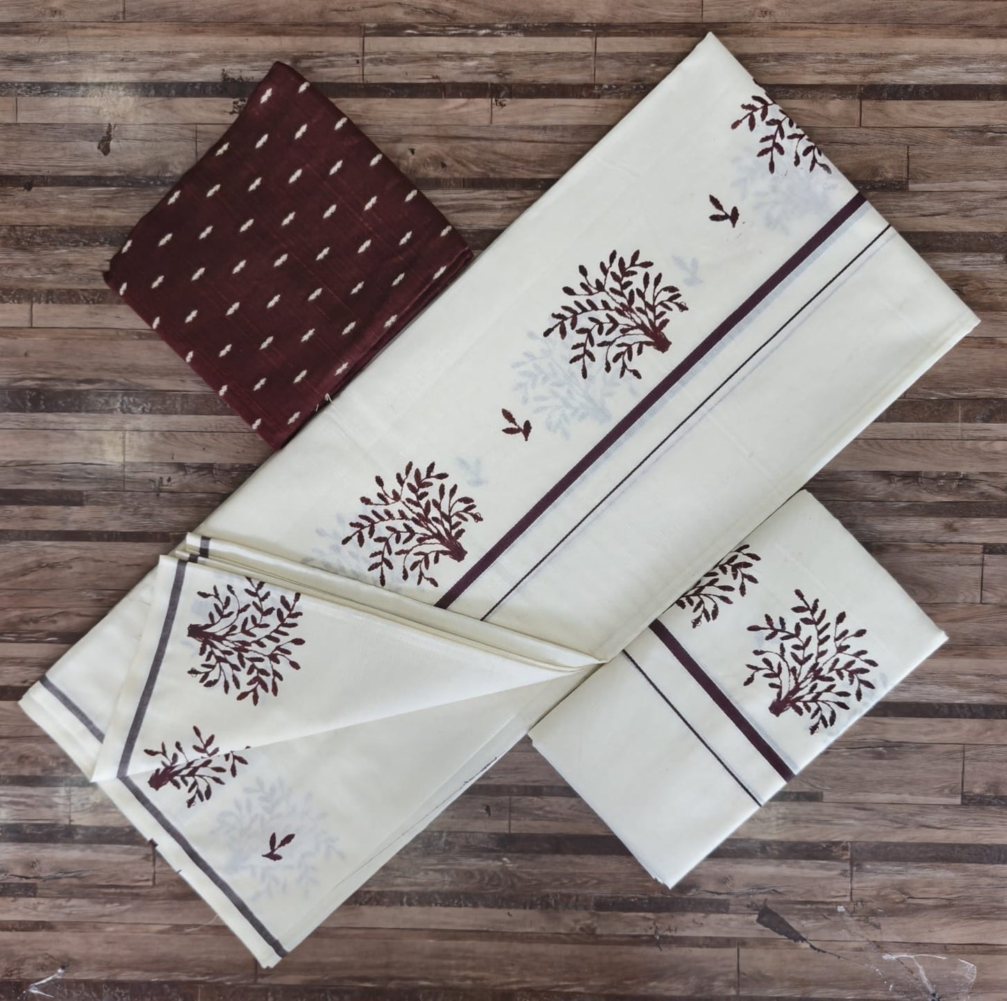 PULIYILAKARA FANCY PRINT SETMUNDU