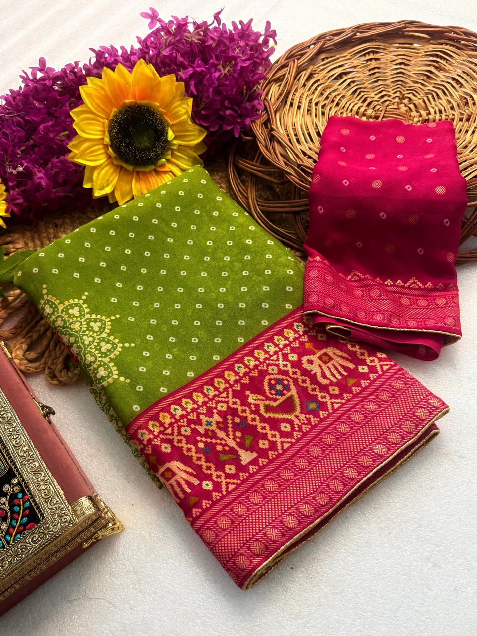 Heavy marshmellow blooming COLOR and foil saree