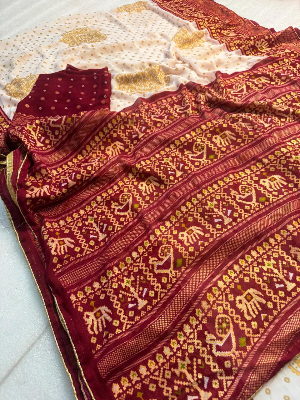 Heavy marshmellow blooming COLOR and foil saree