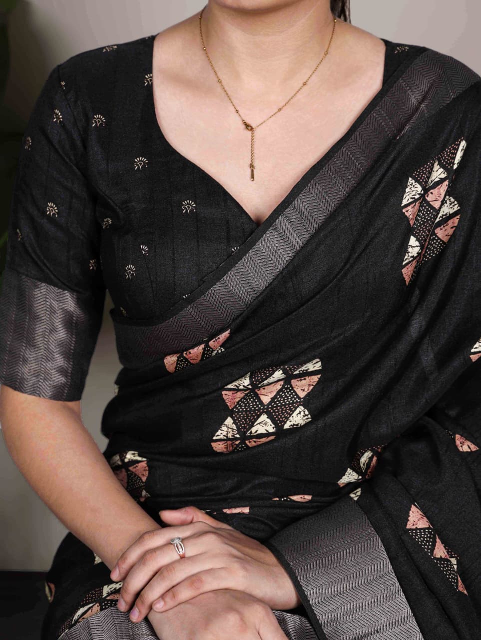 Slub Silk Saree with Zari Border  – Elegant Printed Saree