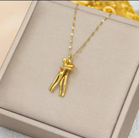 Hug Chain Online – Anti Tarnish Stainless Steel Necklace