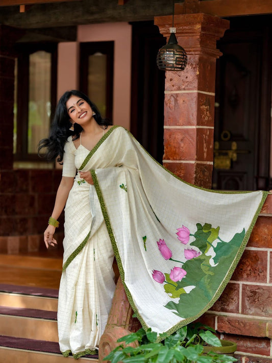 Elegant Traditional Wear Saree