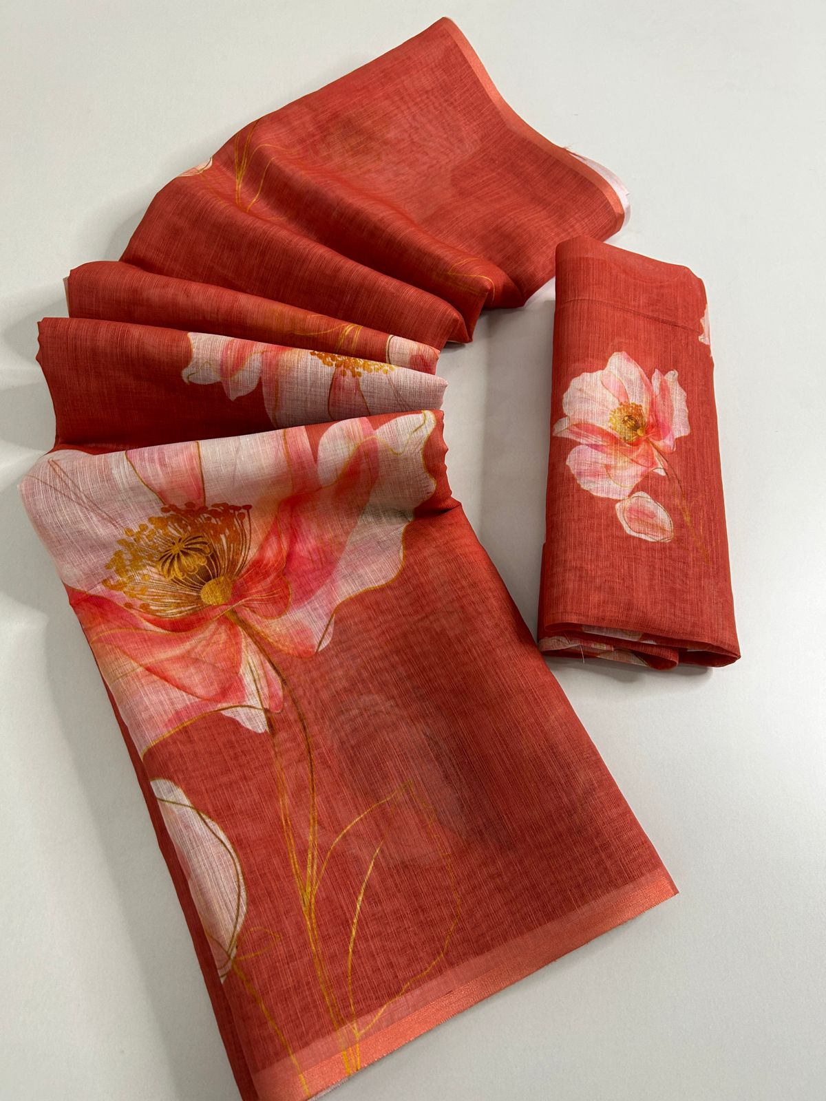 Elegant Traditional Wear Saree