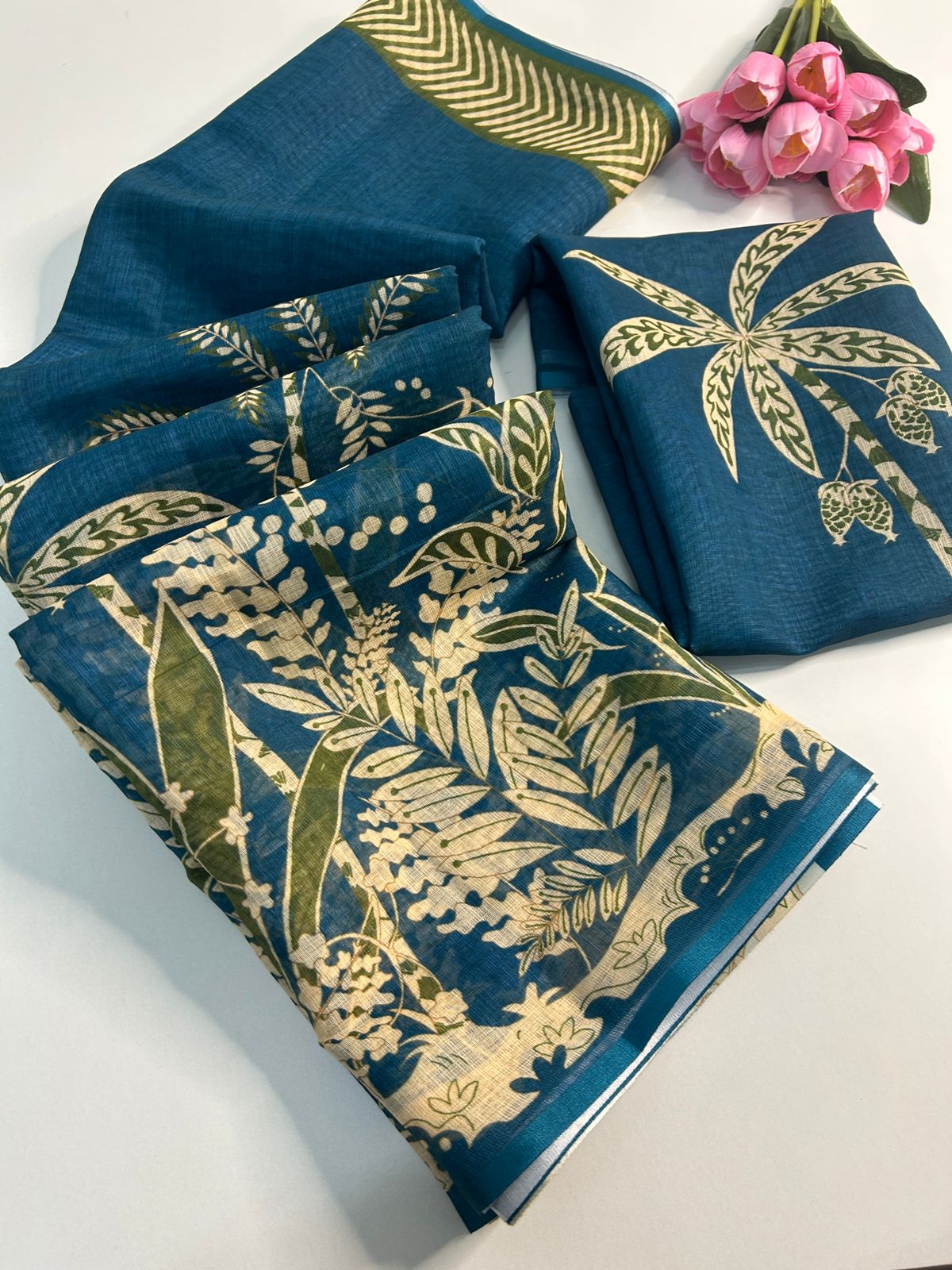 Elegant Traditional Wear Saree