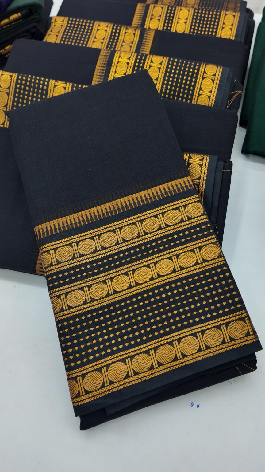 MALATHI – Retta Petta Border Saree