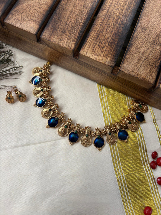 Vedha necklace