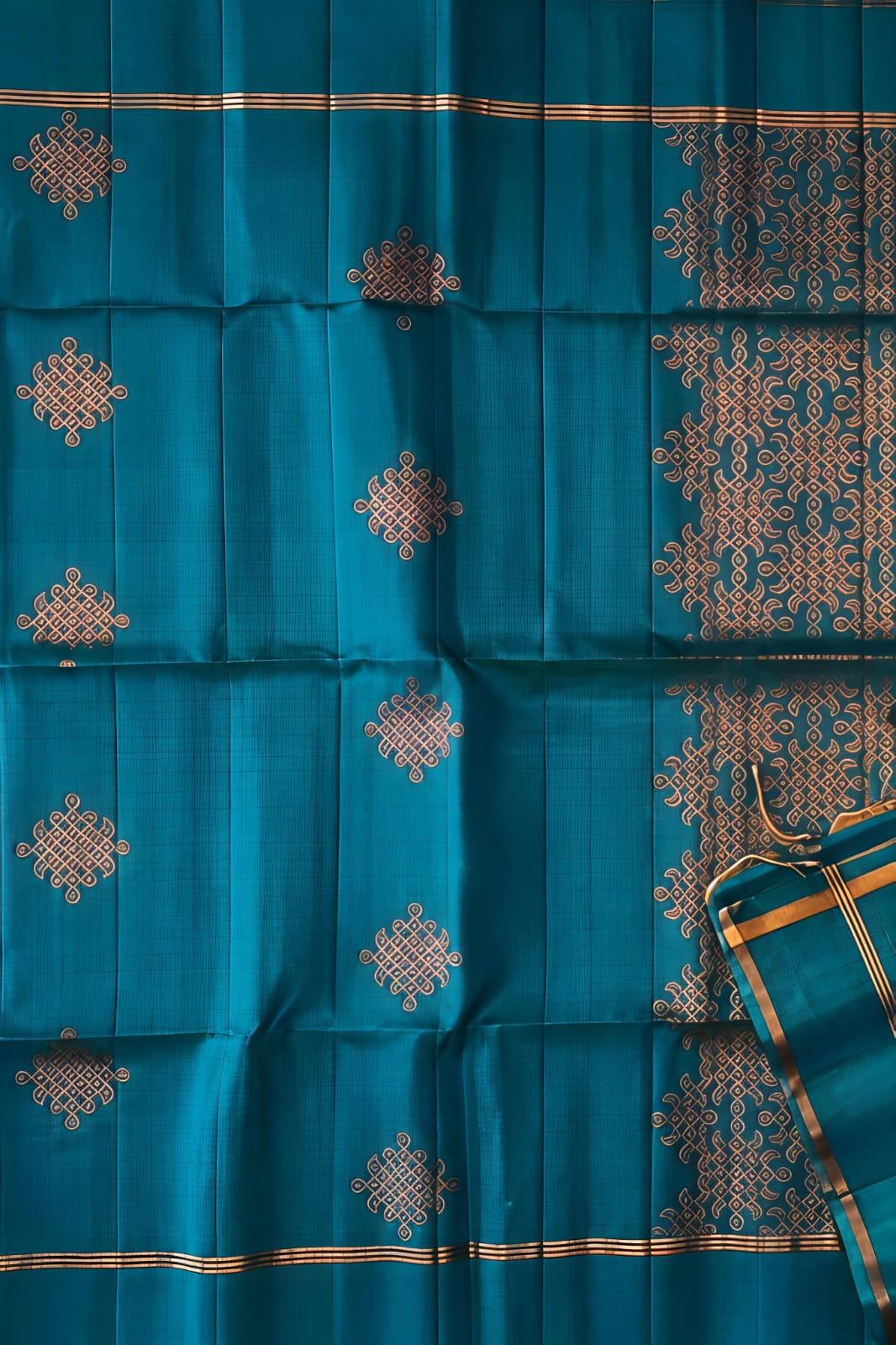 Premium soft silk saree with kolam design