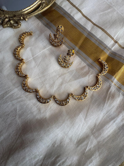 Antique Finish Half Moon Design Jadau Stone Necklace